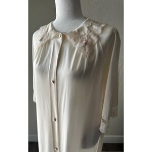Vintage LORRAINE Lingerie Peignoir Robe Lace Rose‎ Ivory Nylon Lace Bridal